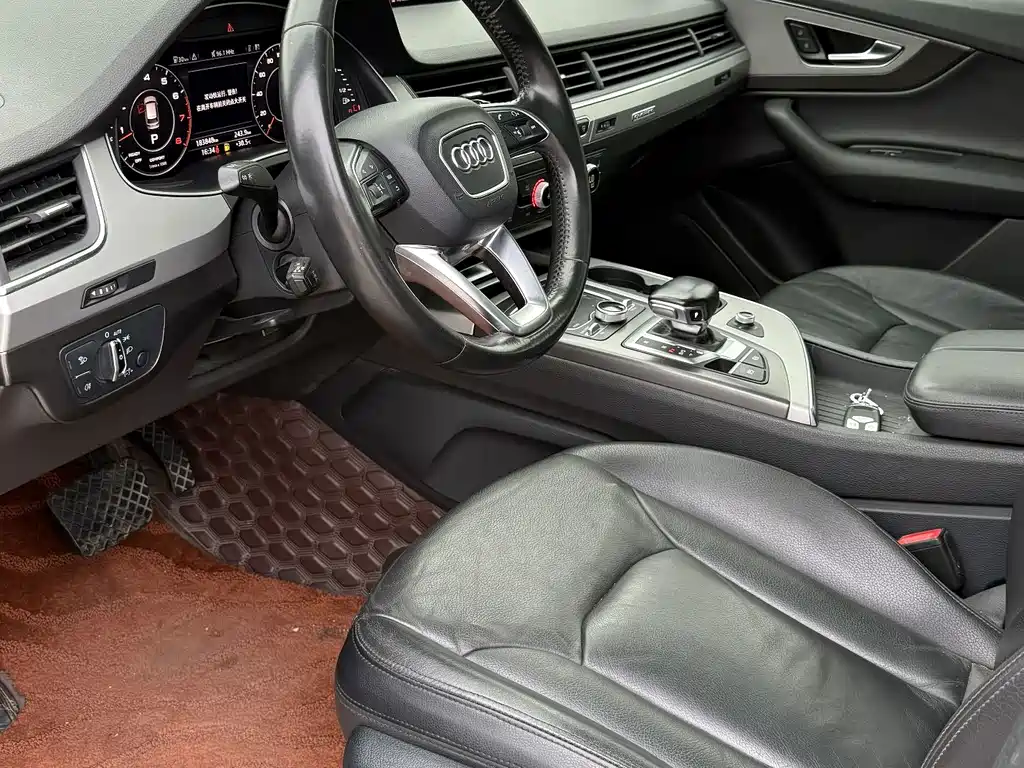 Audi Q7 — миниатюра 8