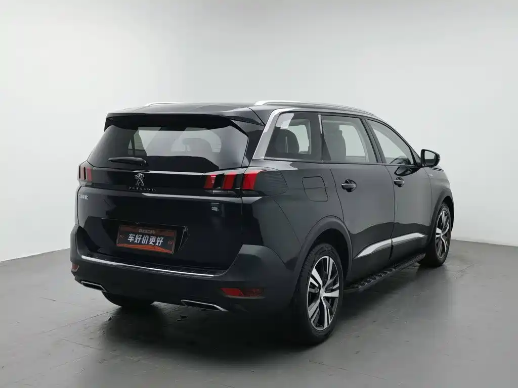 Peugeot 5008 — миниатюра 2