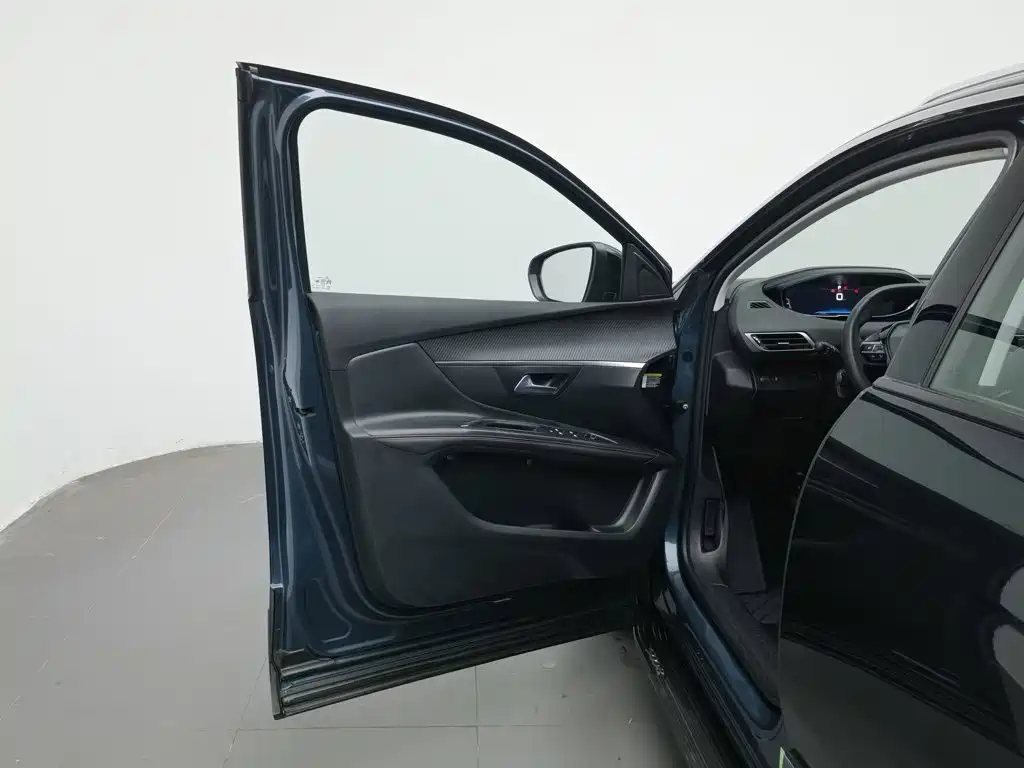 Peugeot 5008 — миниатюра 8