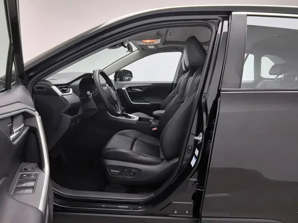 Toyota Wildlander — миниатюра 10