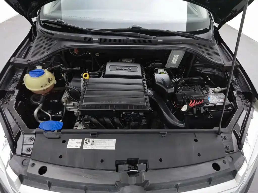 Volkswagen Santana — миниатюра 6