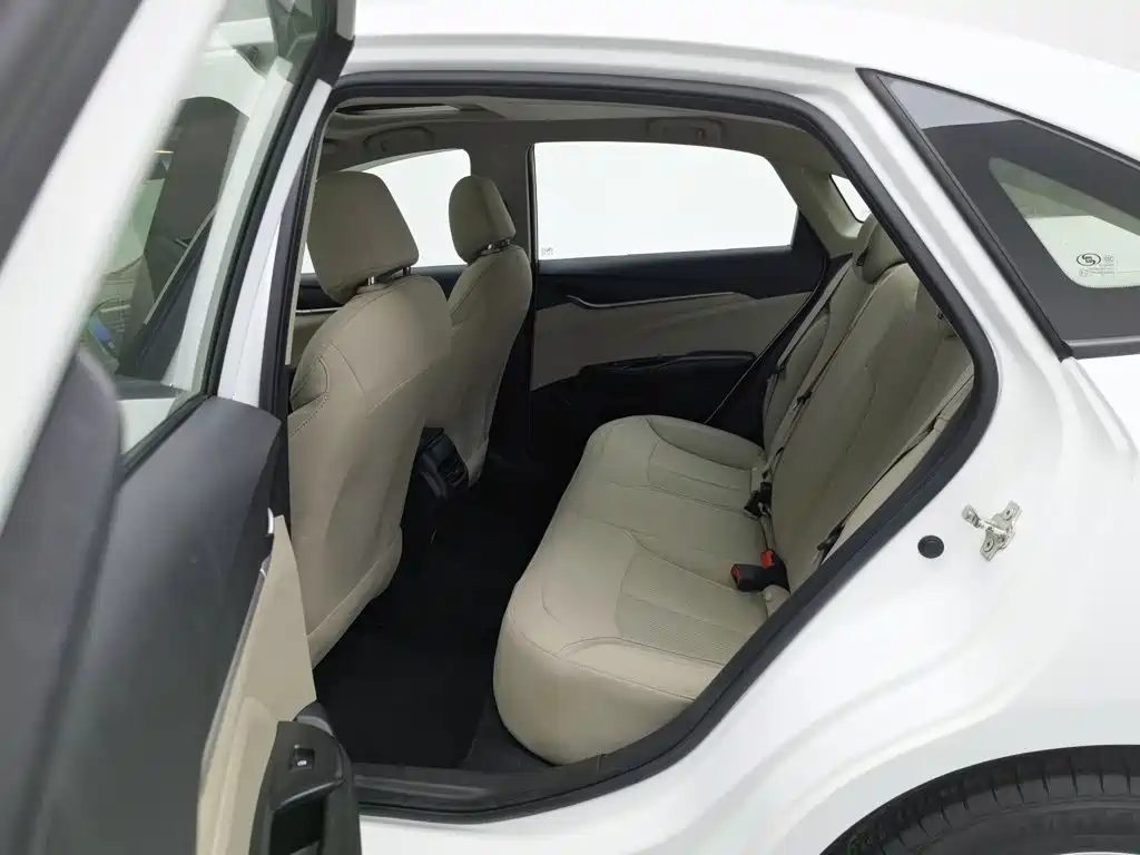 Buick Excelle — миниатюра 15