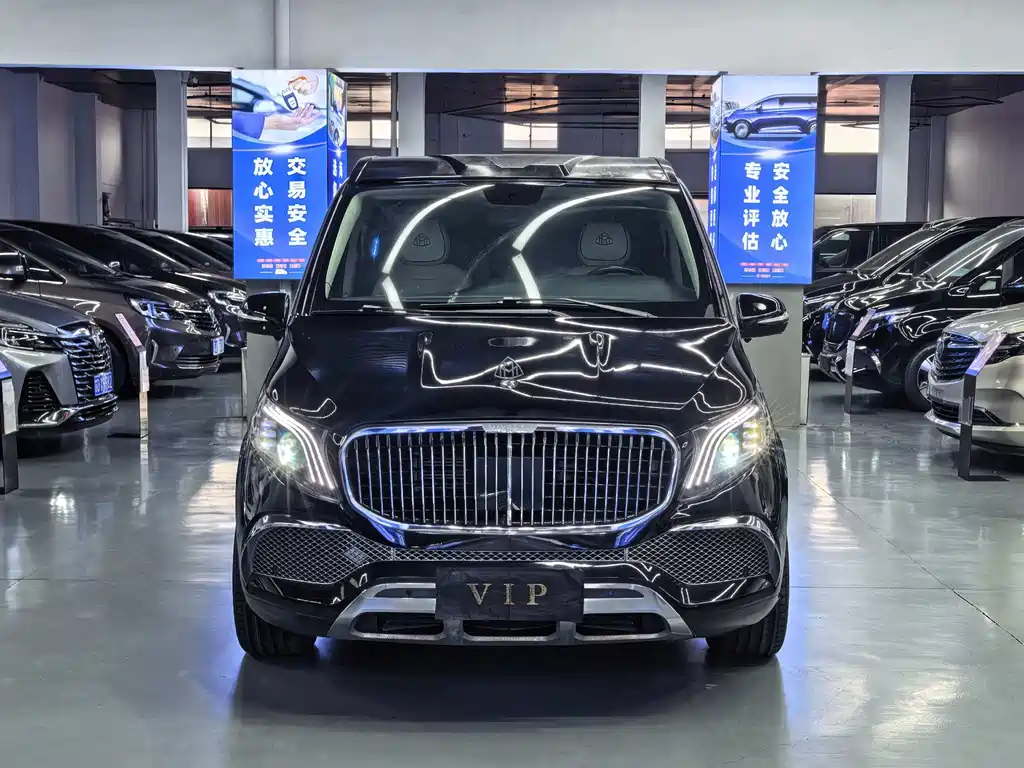 Mercedes-Benz Vito 2021 2.0T 7 мест