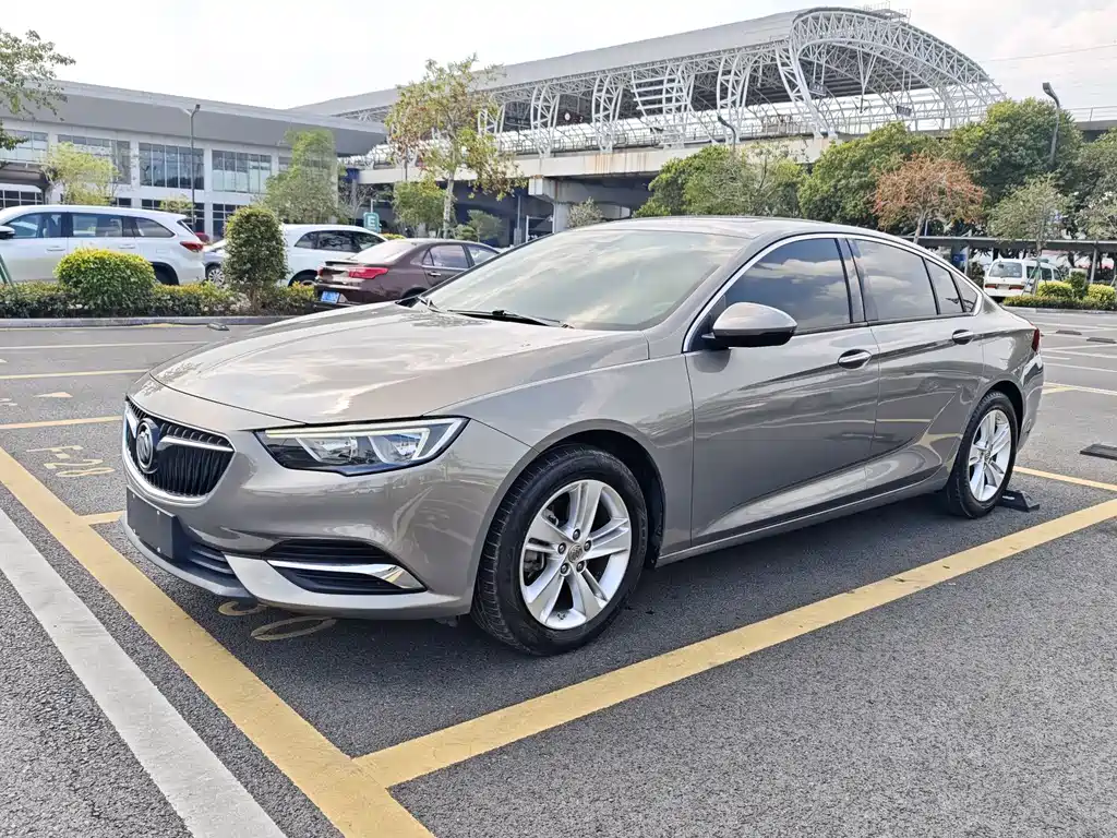 Buick Regal 2018