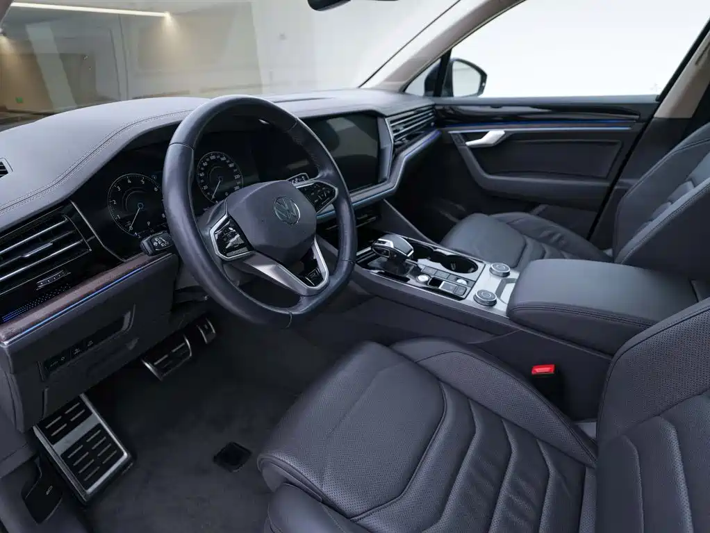 Volkswagen Touareg — миниатюра 12