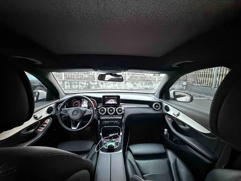 Mercedes-Benz GLC — миниатюра 16