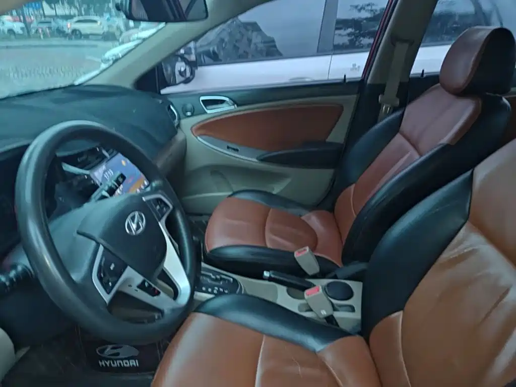 Hyundai Verna — миниатюра 15