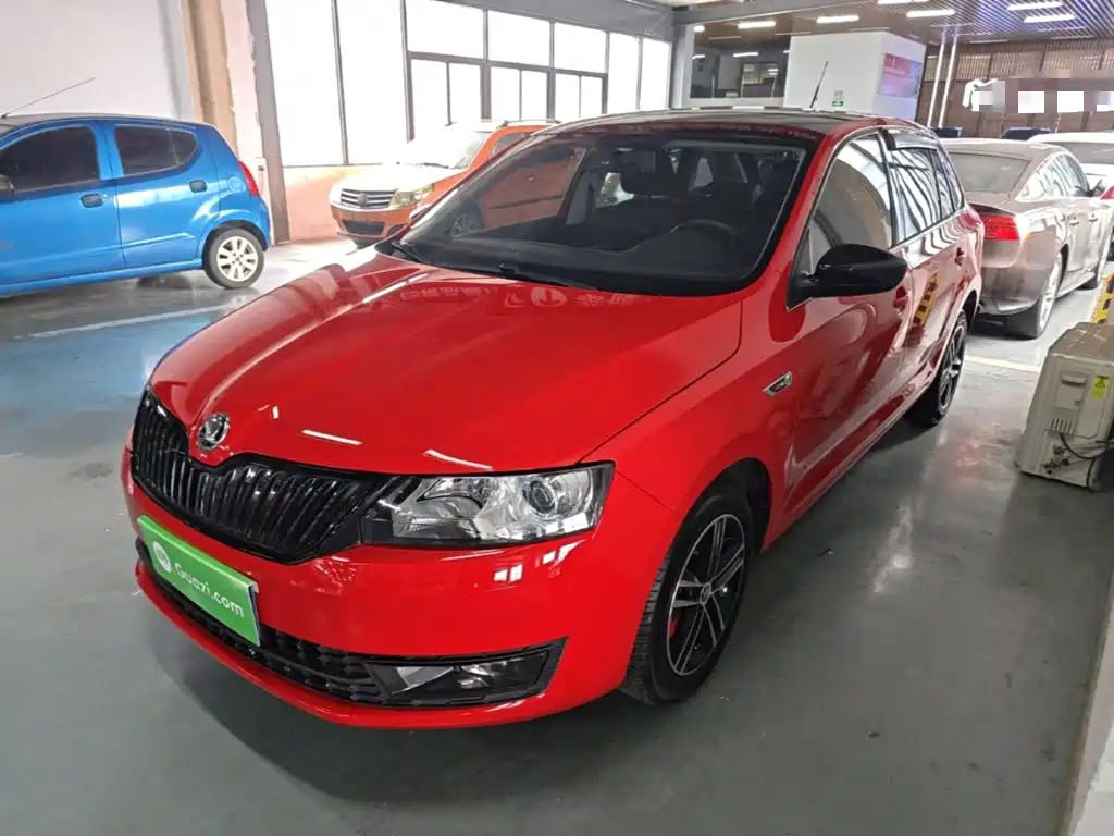 Skoda Rapid Spaceback — миниатюра 2