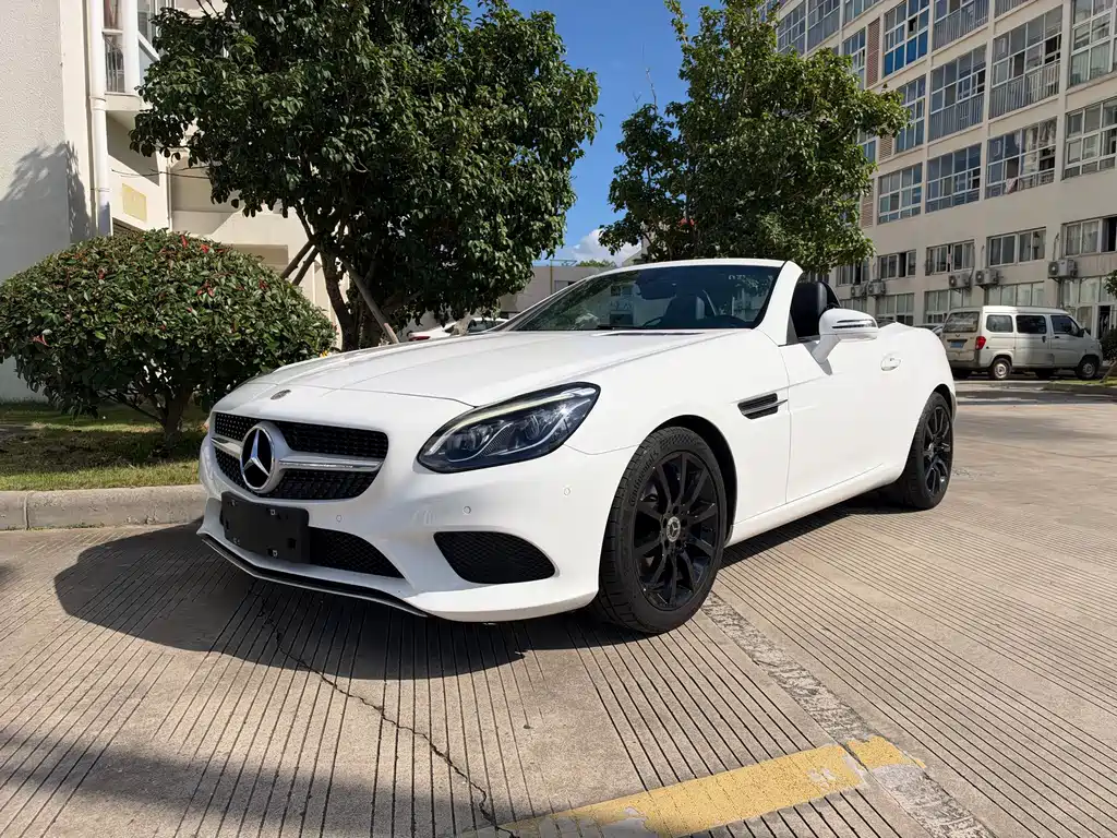 Mercedes-Benz SLC — миниатюра 2