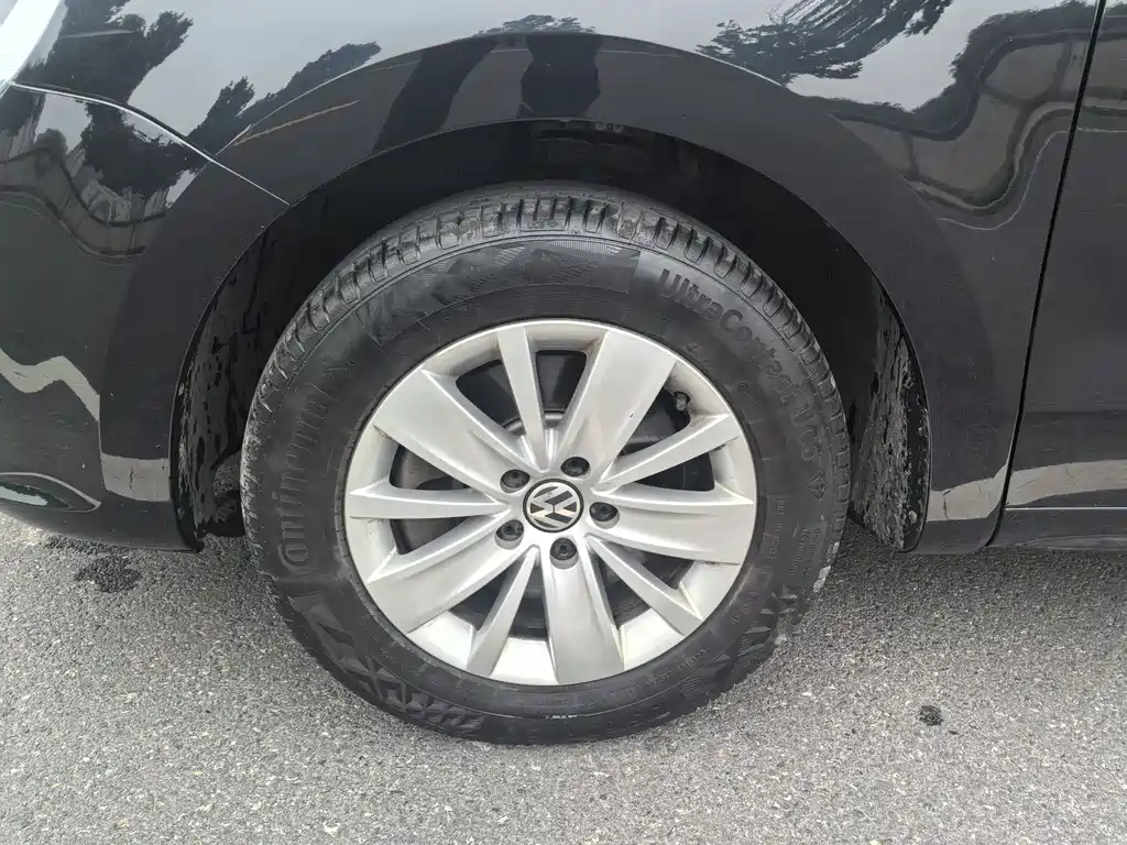 Volkswagen Xia 2016 380TSI 7 мест