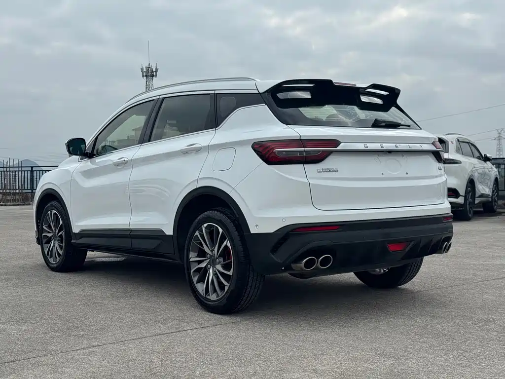 Geely Binyue — миниатюра 6