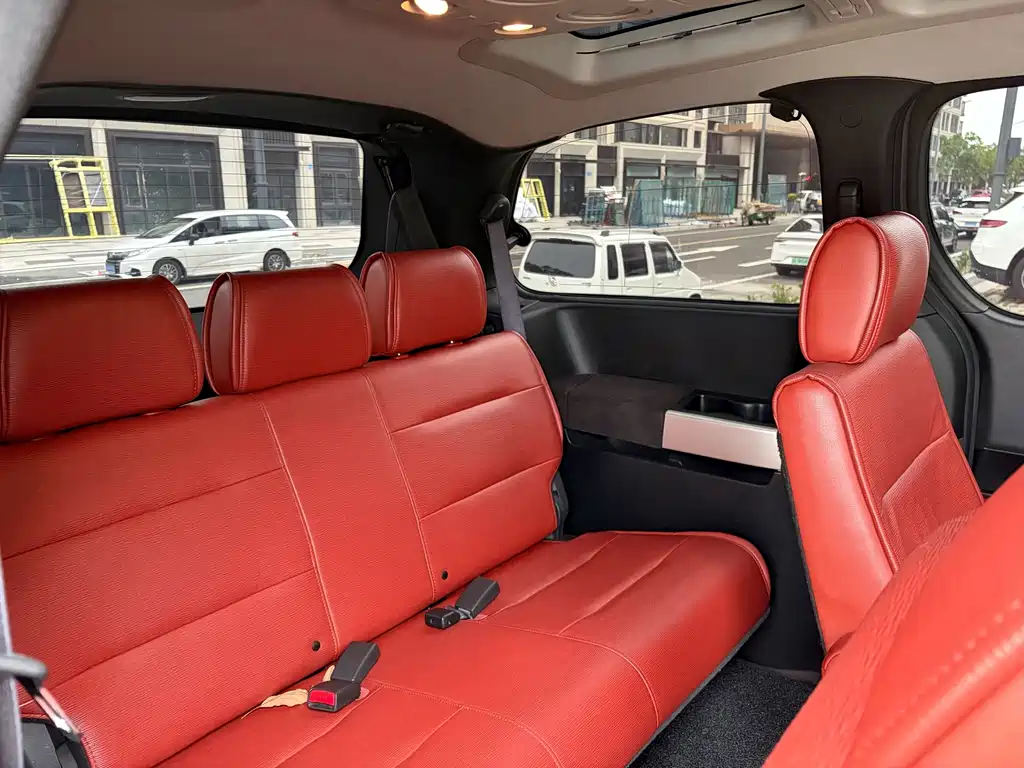 Nissan Quest — миниатюра 17
