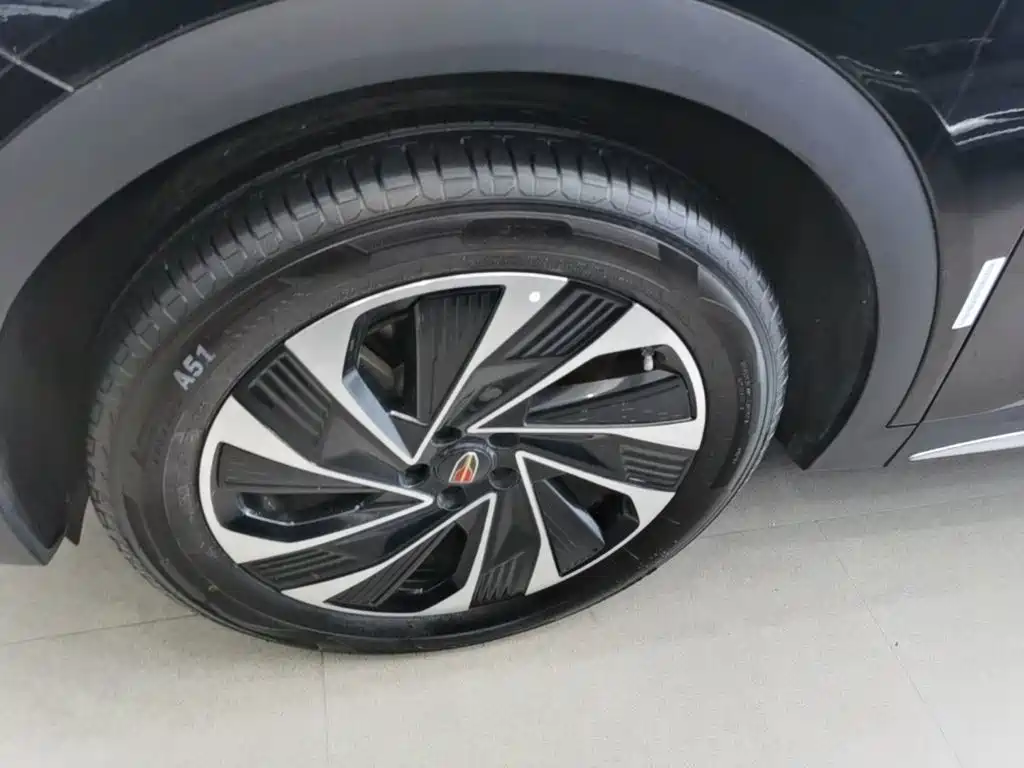 Hongqi Hongqi HS7 PHEV — миниатюра 23