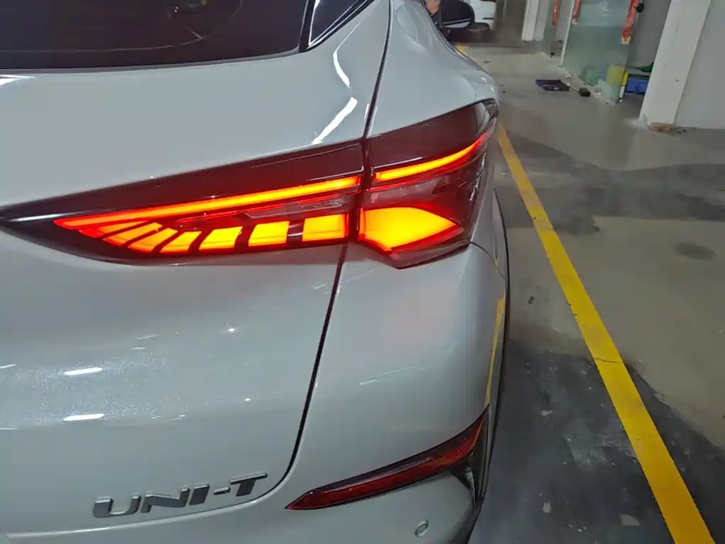 Changan UNI-T — миниатюра 8
