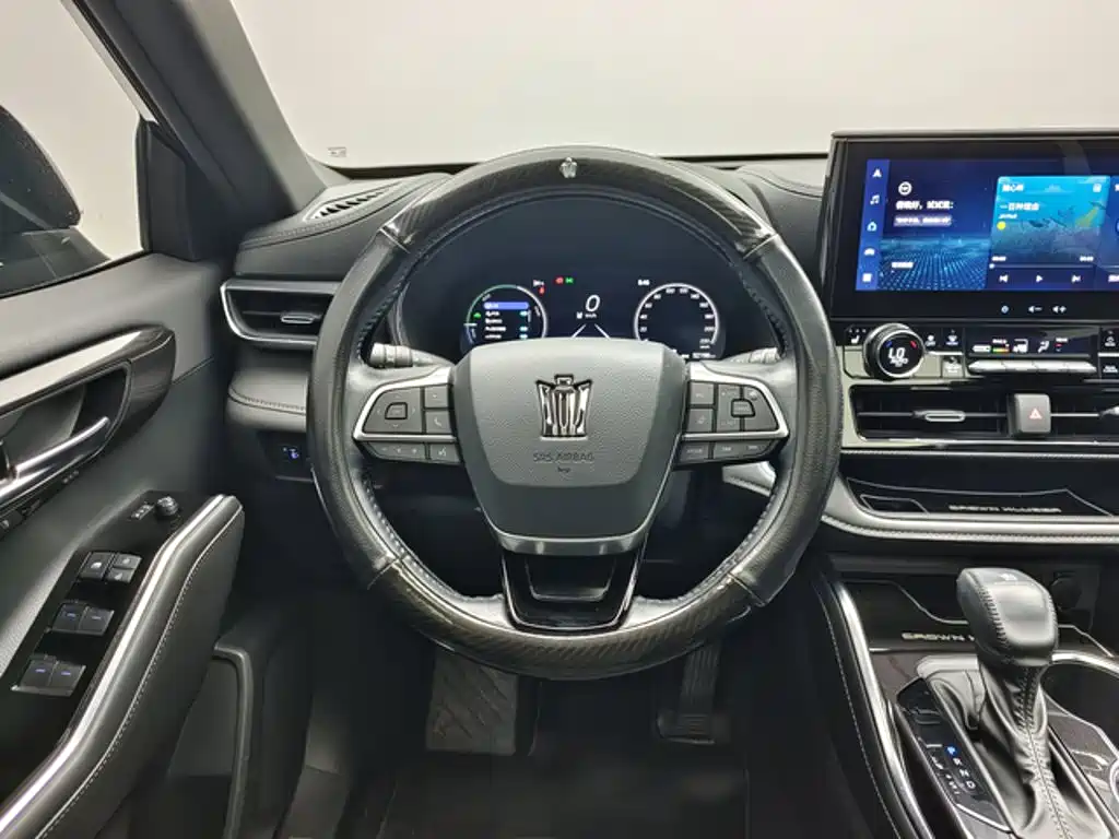 Toyota Crown Kluger — миниатюра 6