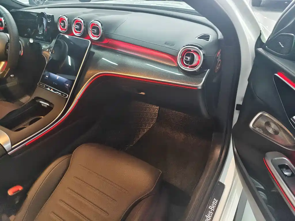 Mercedes-Benz C-Class — миниатюра 24