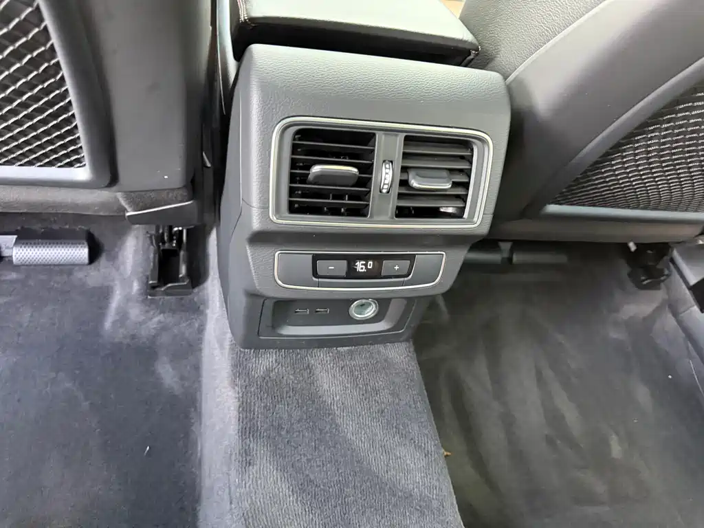Audi Q5L — миниатюра 34