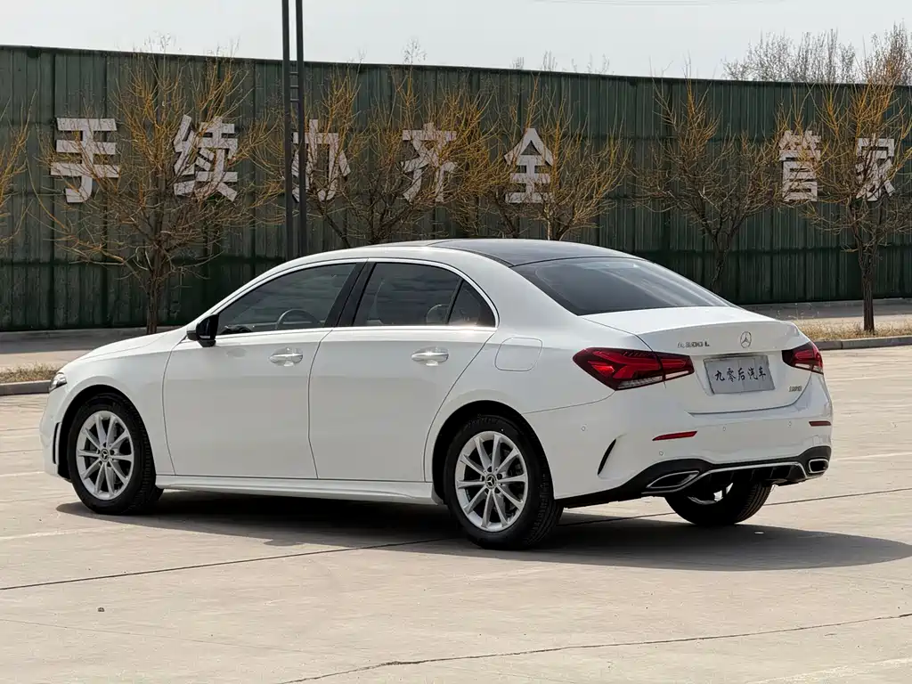 Mercedes-Benz A-Class A 2021 A 200 L Sport Fashion