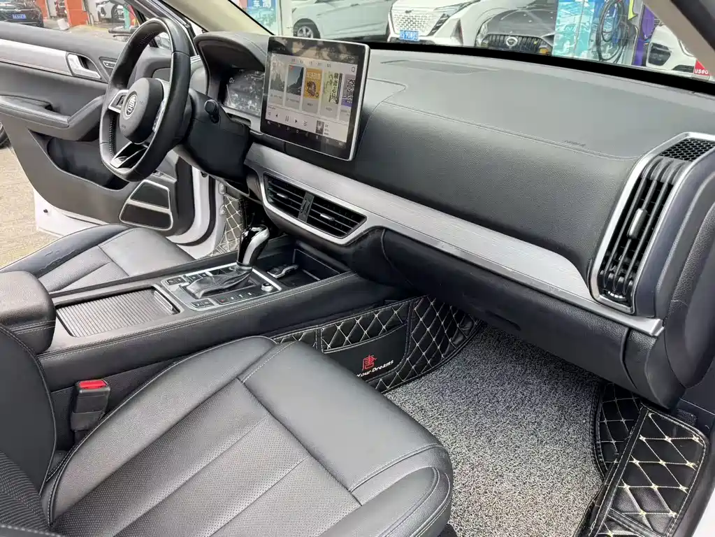 BYD Tang — миниатюра 10
