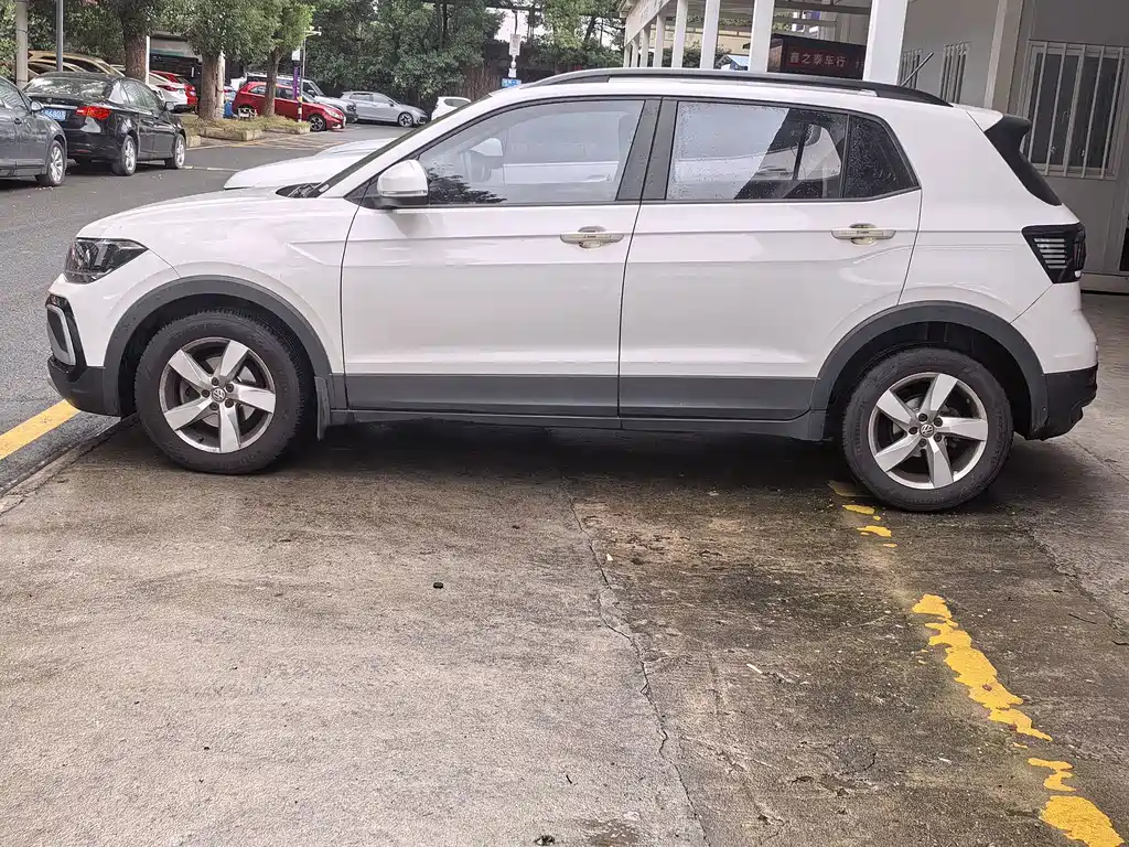 Volkswagen T-Cross — миниатюра 9