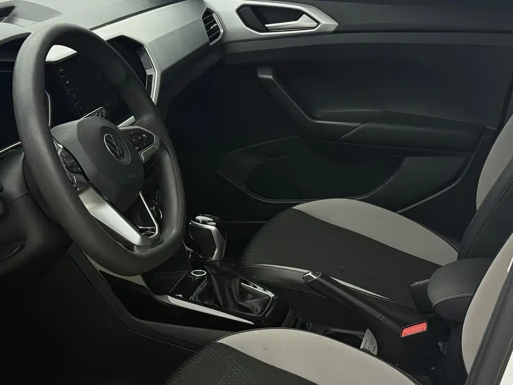 VOLKSWAGEN EXPLORING THE SHADOW