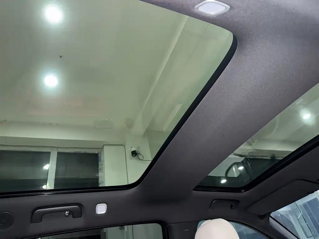 Li Auto Li L7 — миниатюра 9