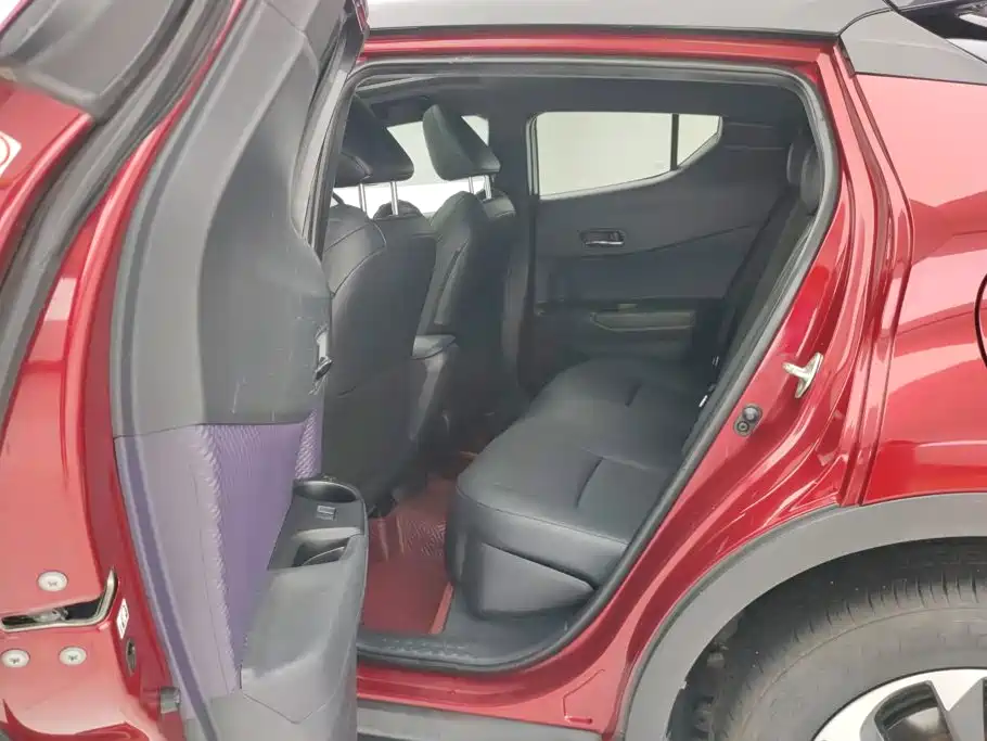 Toyota IZOA — миниатюра 11