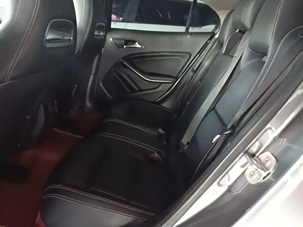 Mercedes-Benz GLA — миниатюра 17