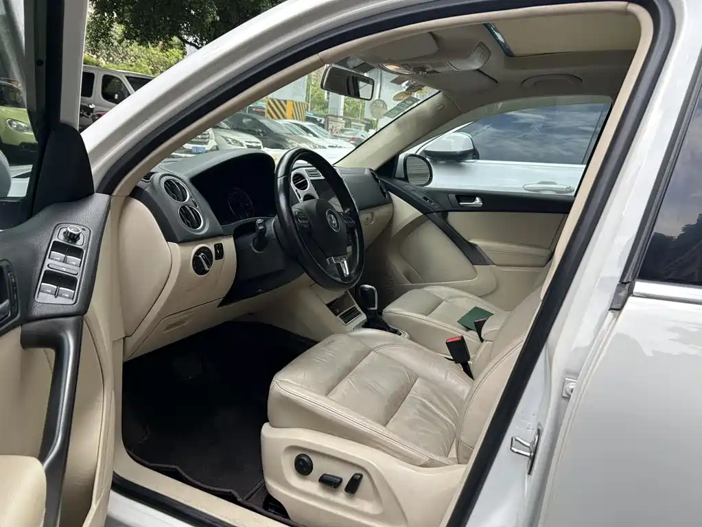 Volkswagen Tiguan — миниатюра 7