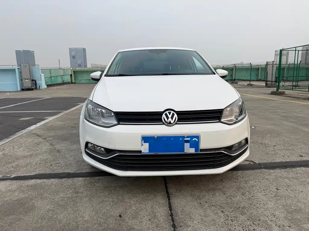 Volkswagen Polo 2016 1.6L AT Comfort