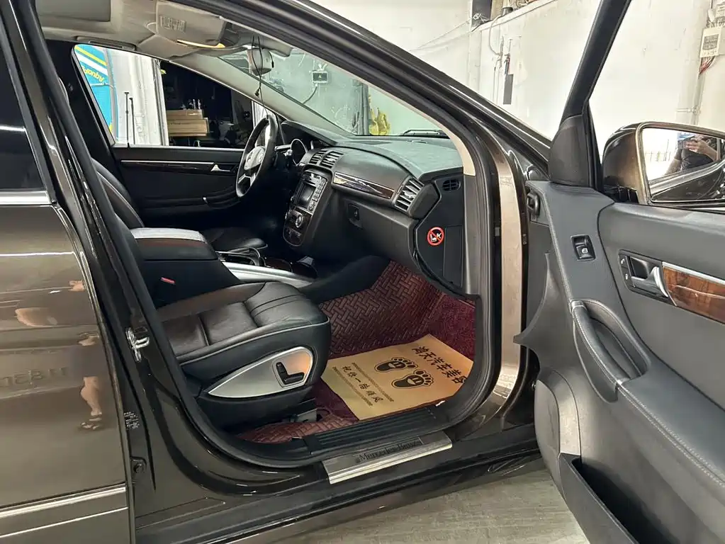 Mercedes-Benz R-Class — миниатюра 6