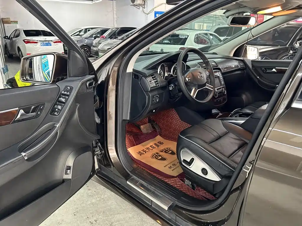 Mercedes-Benz R-Class — миниатюра 8