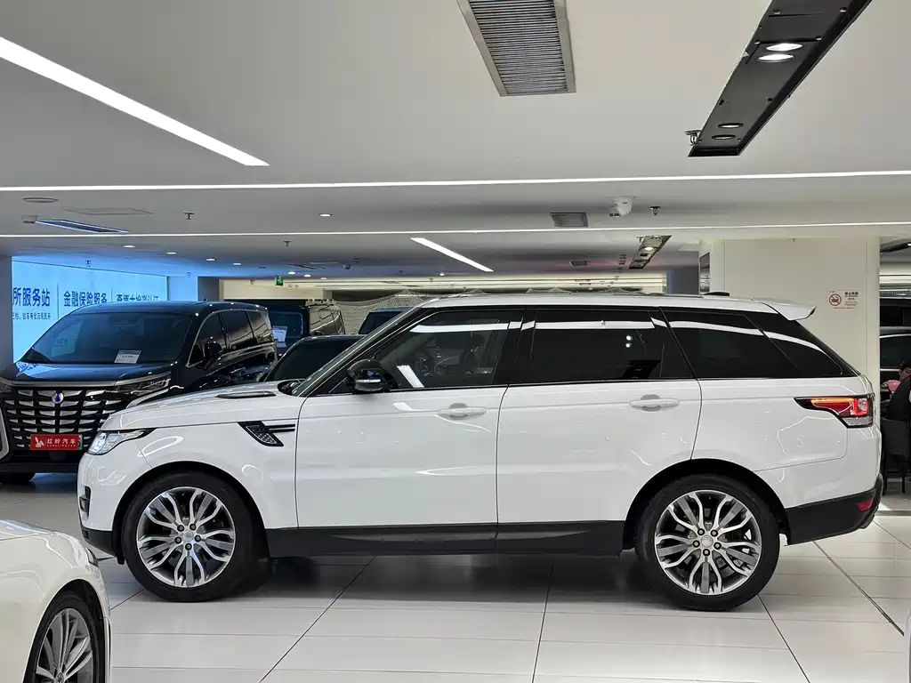 Land Rover Sport — миниатюра 4
