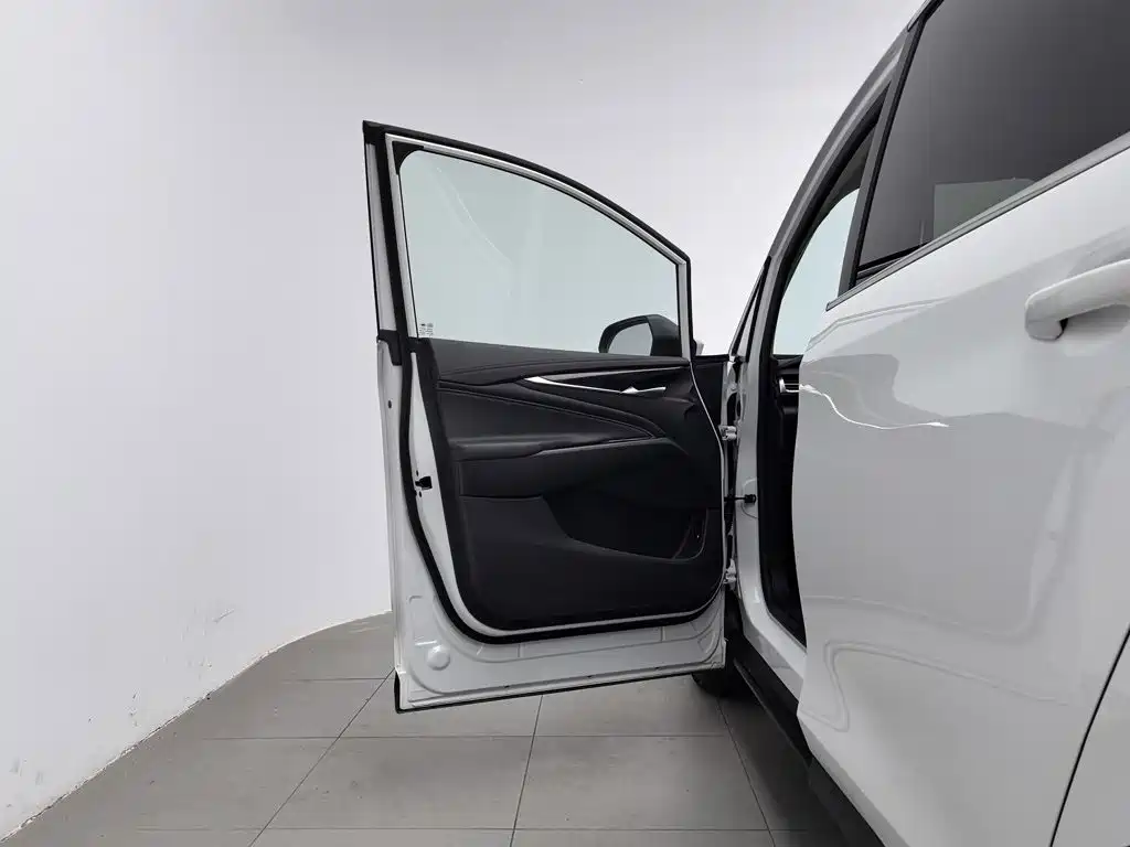 MAXUS Dajia 5 — миниатюра 8