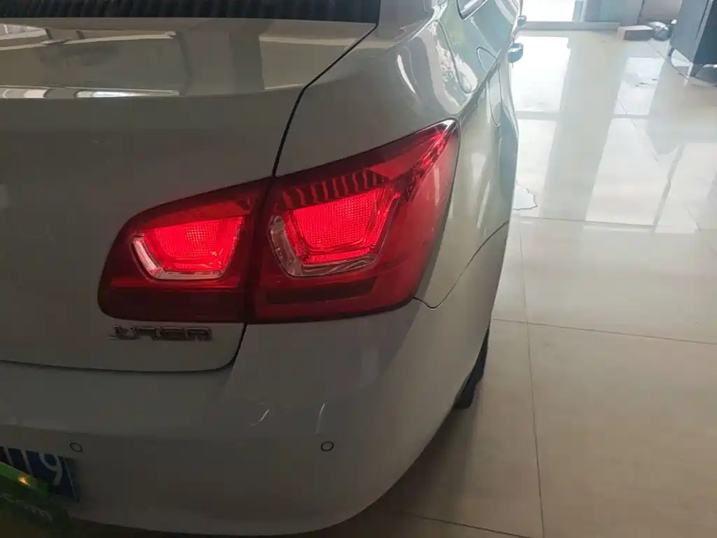 Chevrolet Cruze — миниатюра 8