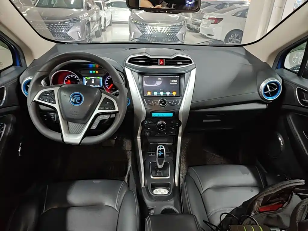 BYD Yuan EV — миниатюра 10