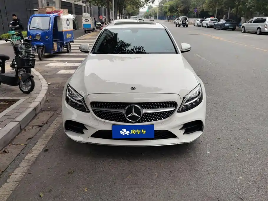 Mercedes-Benz C-Class — миниатюра 2