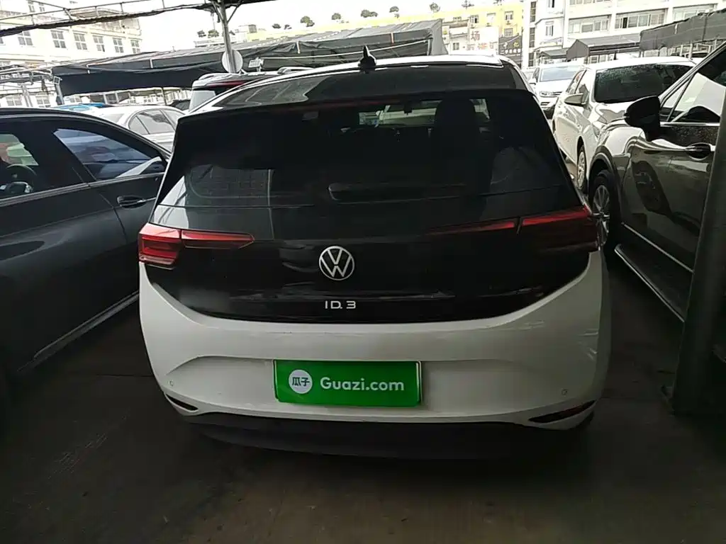 Volkswagen ID.3 — миниатюра 6