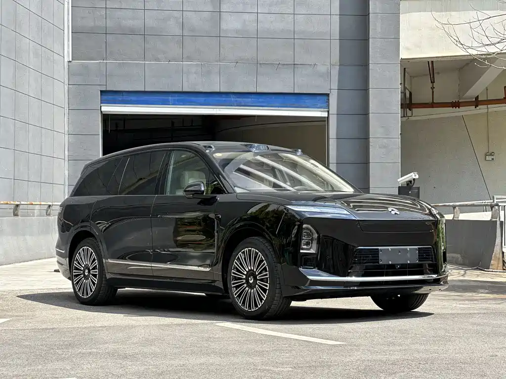 NIO ES8 2026 мест Executive Luxury