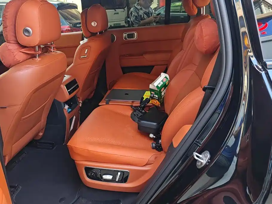 Li Auto Li L8 — миниатюра 11