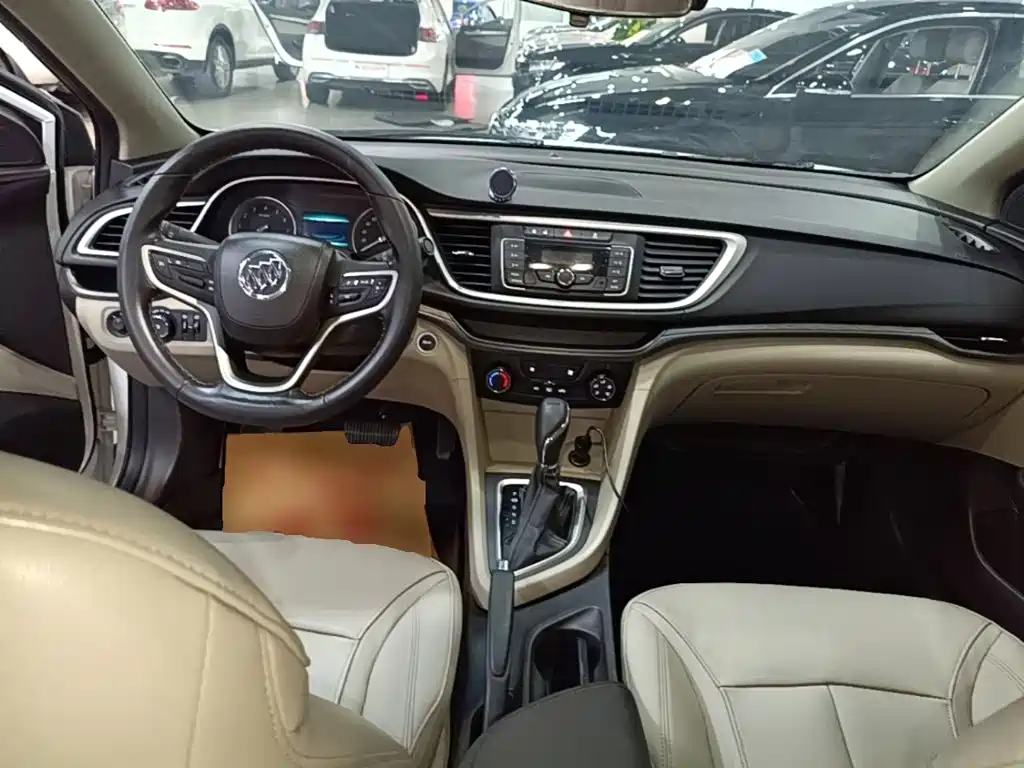 Buick Excelle — миниатюра 10