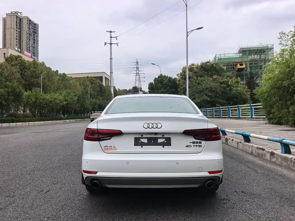 Audi A4L — миниатюра 8