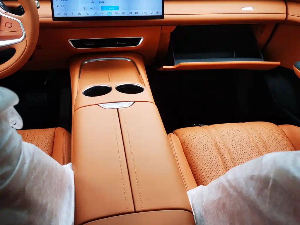 Changan Deepal DARK BLUE S07