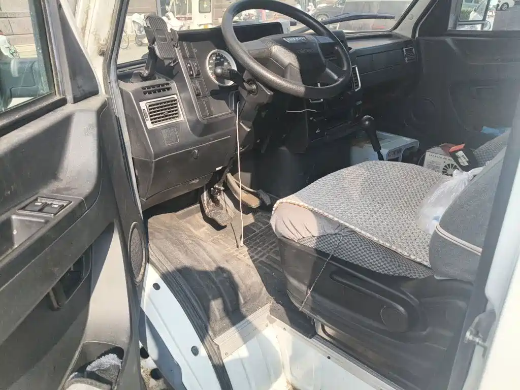 IVECO Daily — миниатюра 12