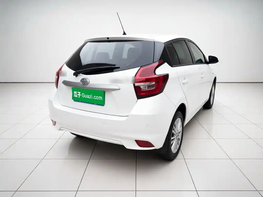 Toyota Vios FS — миниатюра 4