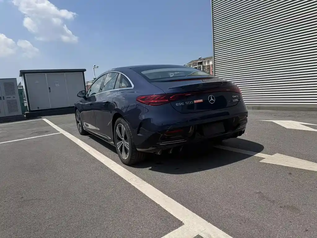 Mercedes-Benz EQE — миниатюра 6