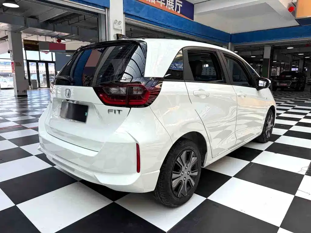 Honda Fit — миниатюра 19