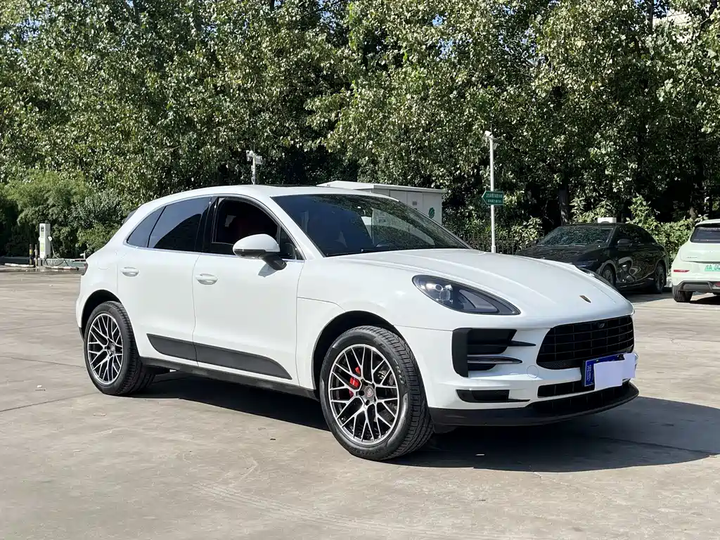 Porsche Macan — миниатюра 3