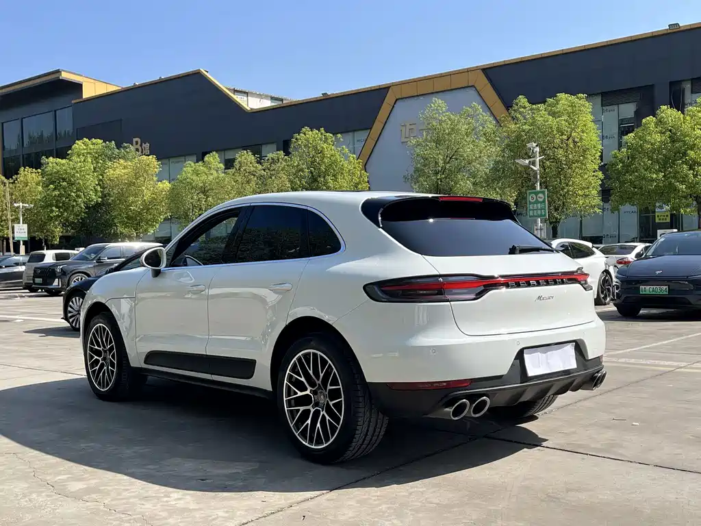 Porsche Macan — миниатюра 6