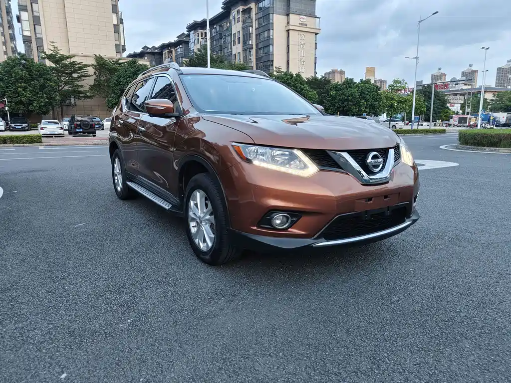 Nissan X-Trail 2.0L CVT Comfort Edition 2WD, фото 3